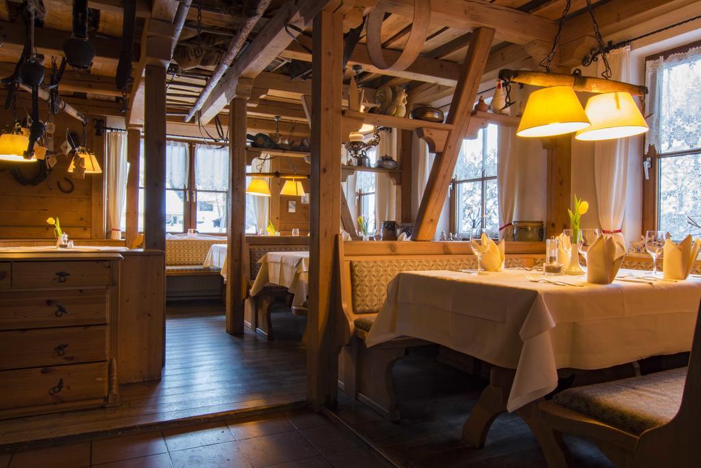 Hotel & Restaurant Gruener Baum - Die Gruene Oase Am Feldberg Feldberg  Eksteriør bilde